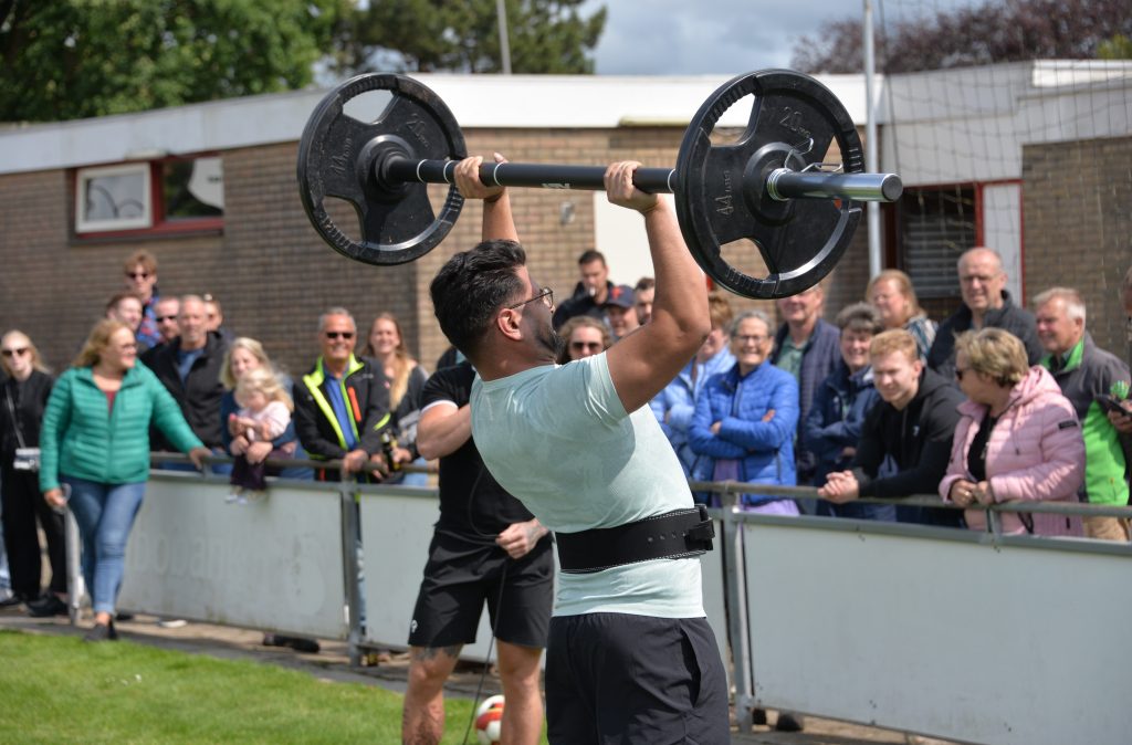 Competitie Sterkste man/ vrouw Hoeksche Waard. Feestweek Pierhsil 500 jaar