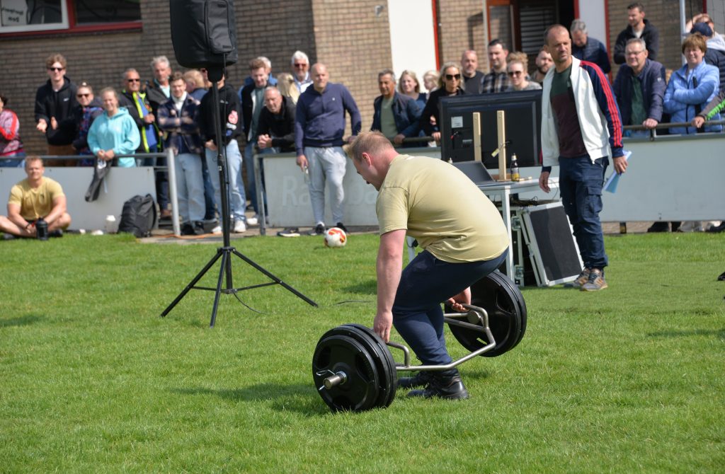 Competitie Sterkste man/ vrouw Hoeksche Waard. Feestweek Pierhsil 500 jaar