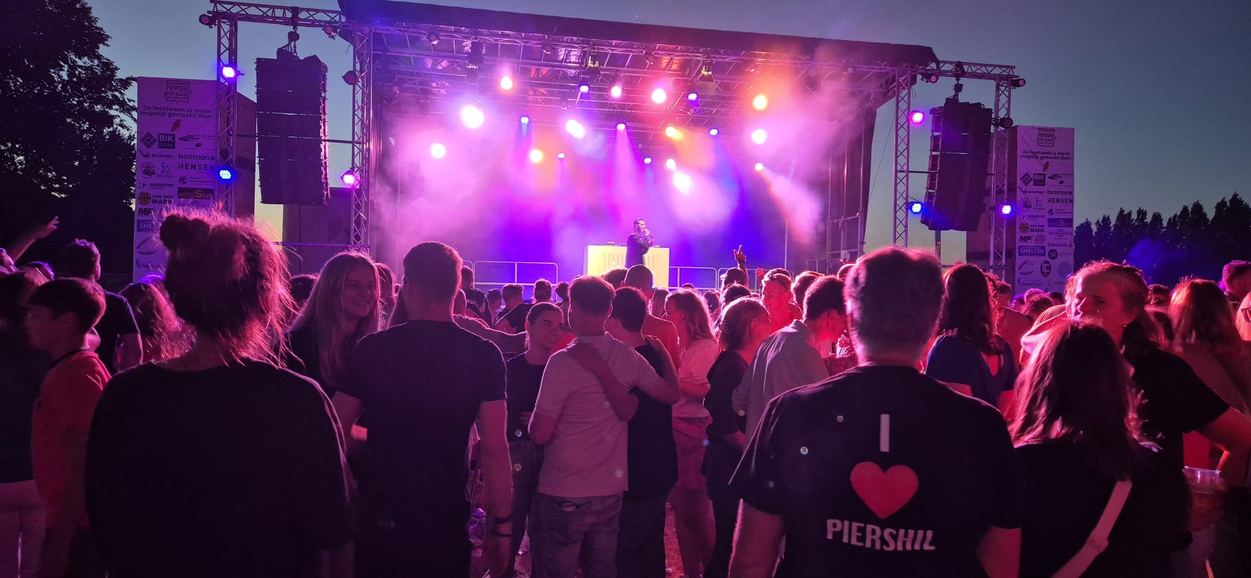 ©Cynthia van der Waal